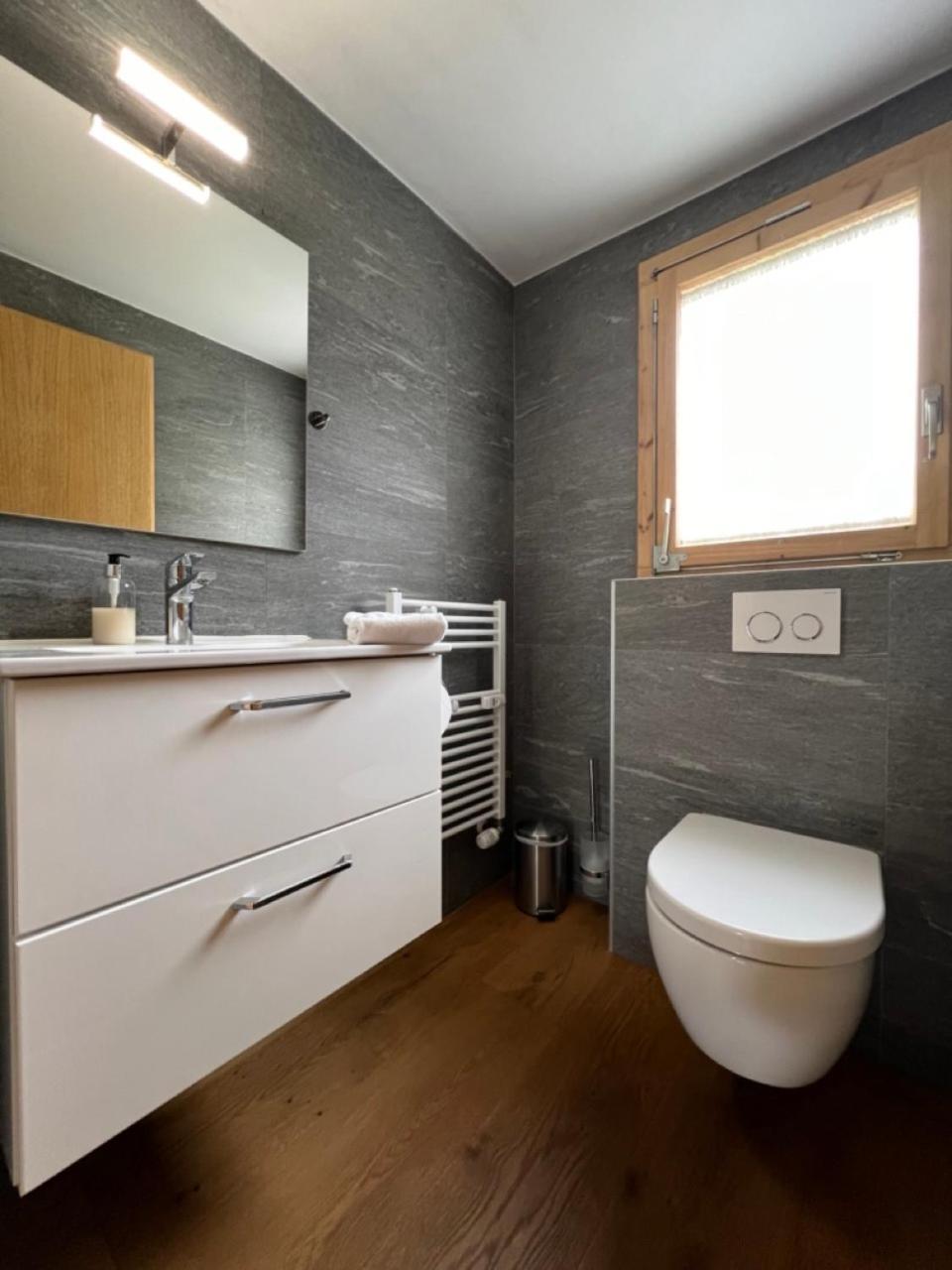 Beautiful Apartment With Stunning View Gsteig Szoba fotó